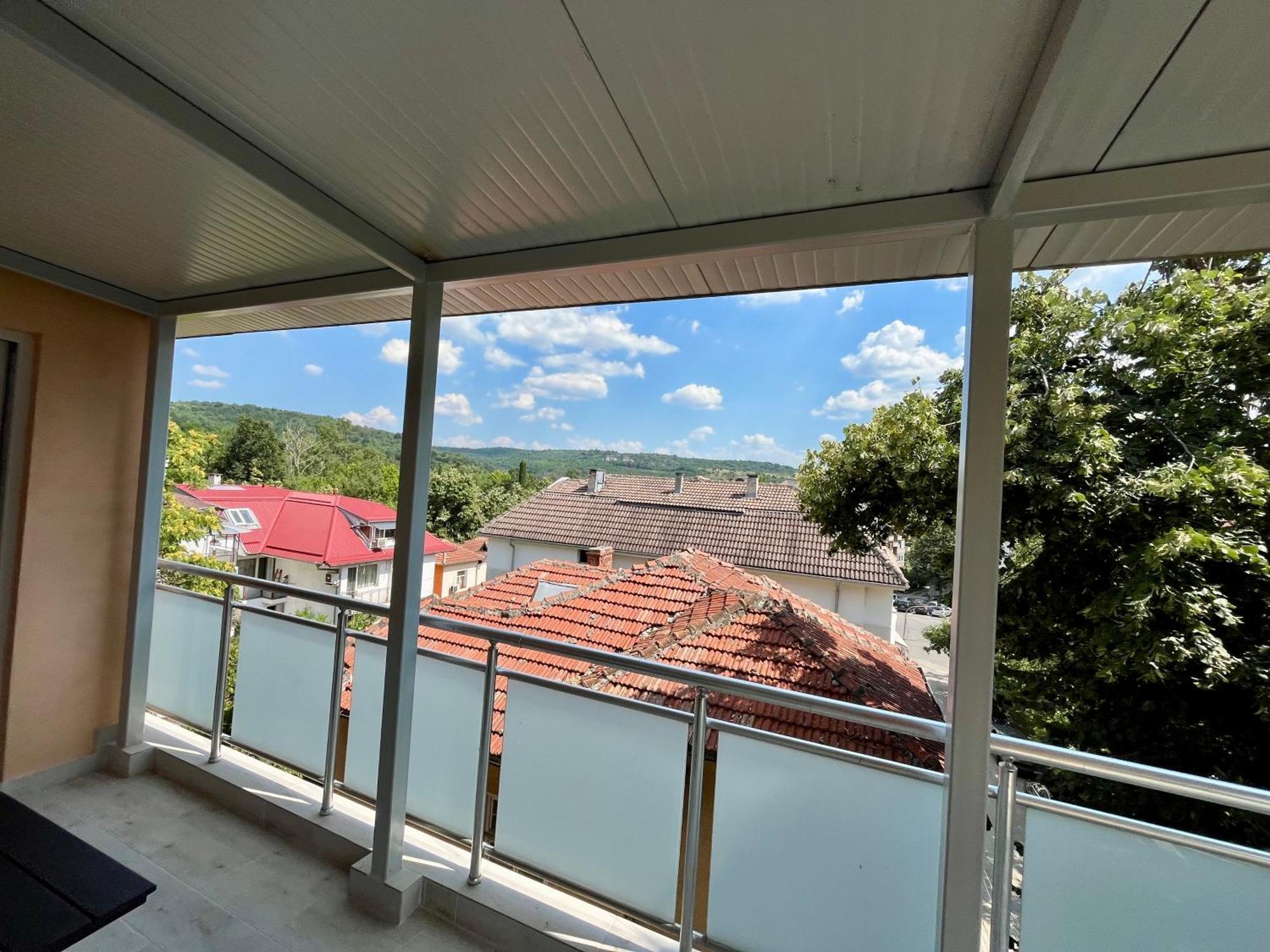 Parkview Luxury In City Center 8 Veliko Tarnovo Exterior photo